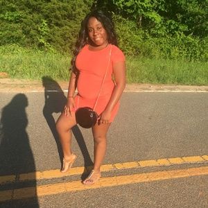 Meet your Posher, Kearia